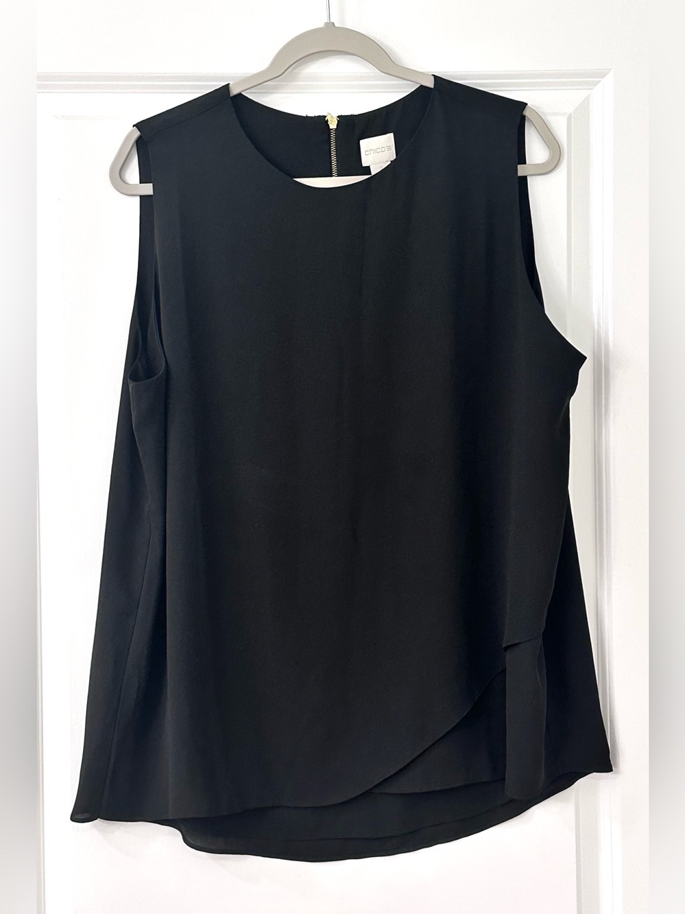 Chico's Black Layered Hem Sleeveless Shell Top Size XL (3) - Picture 3 of 4